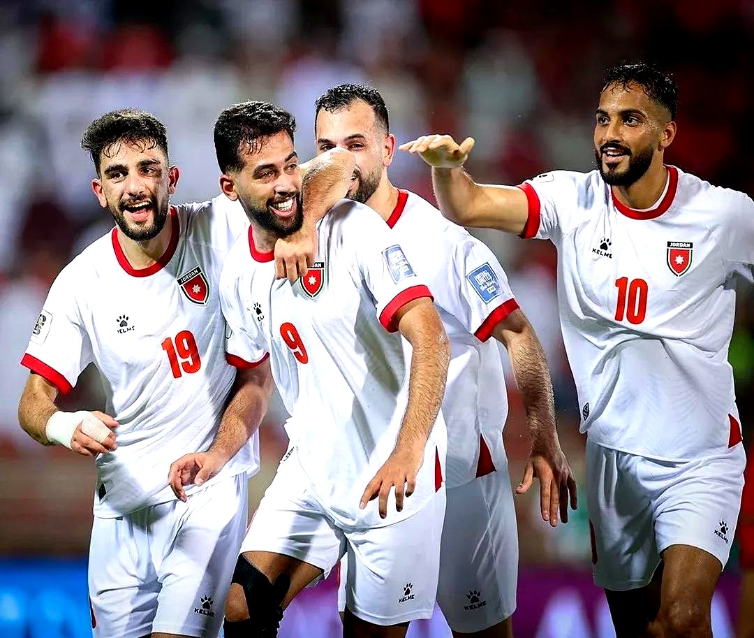 足总杯赛程吃紧，新奥尔良鹈鹕冲刺阶段战术微调，媒体盛赞，身体对抗强度拉满